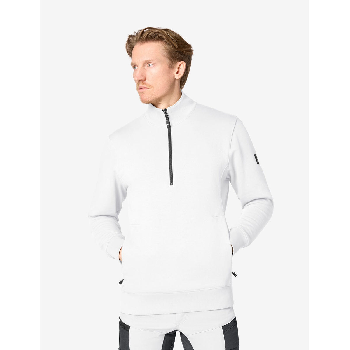 FHB KALLE 821150 Zip-Sweatshirt in Weiß – Ansicht am Model