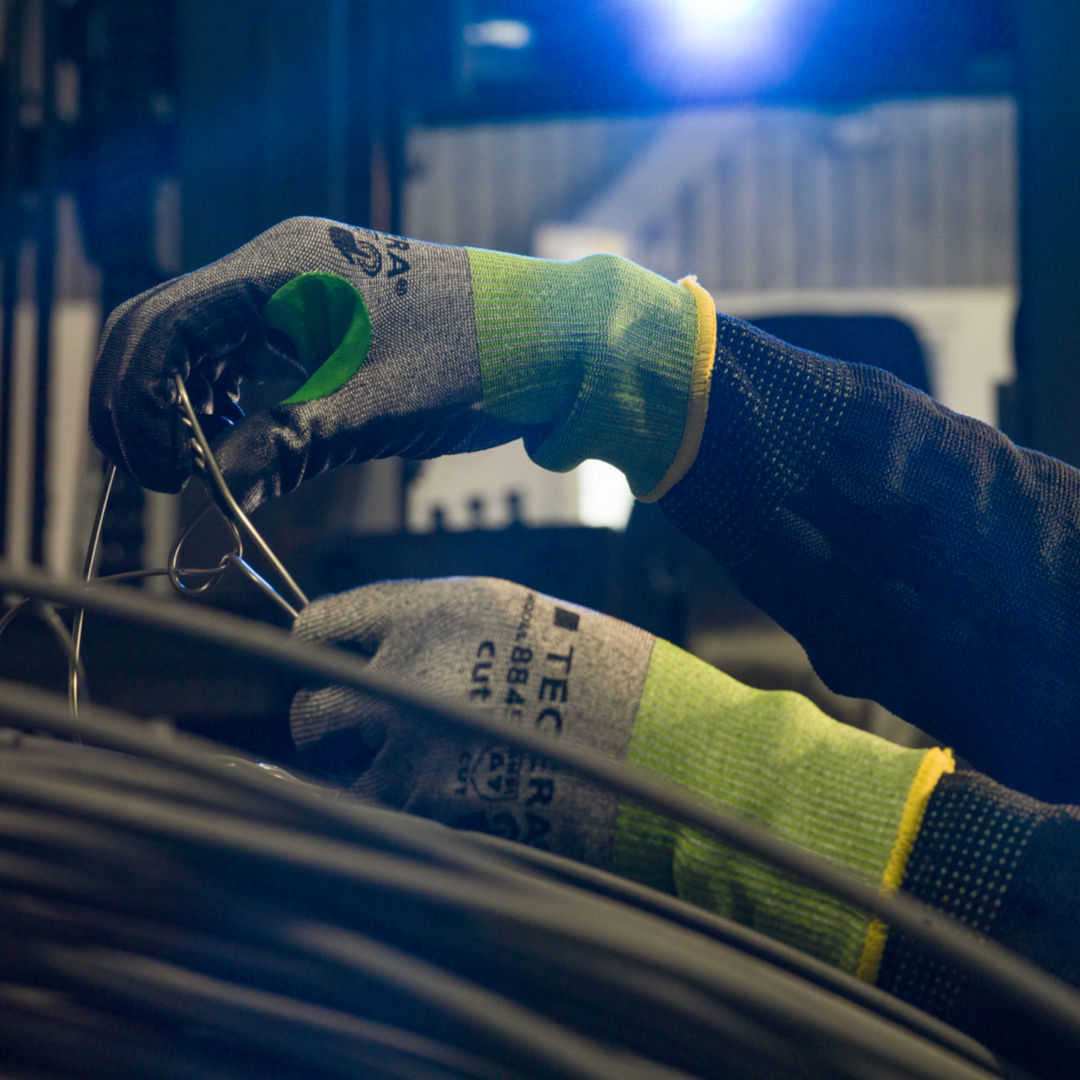 Tegera 8845 Schnittschutzhandschuhe Klasse F