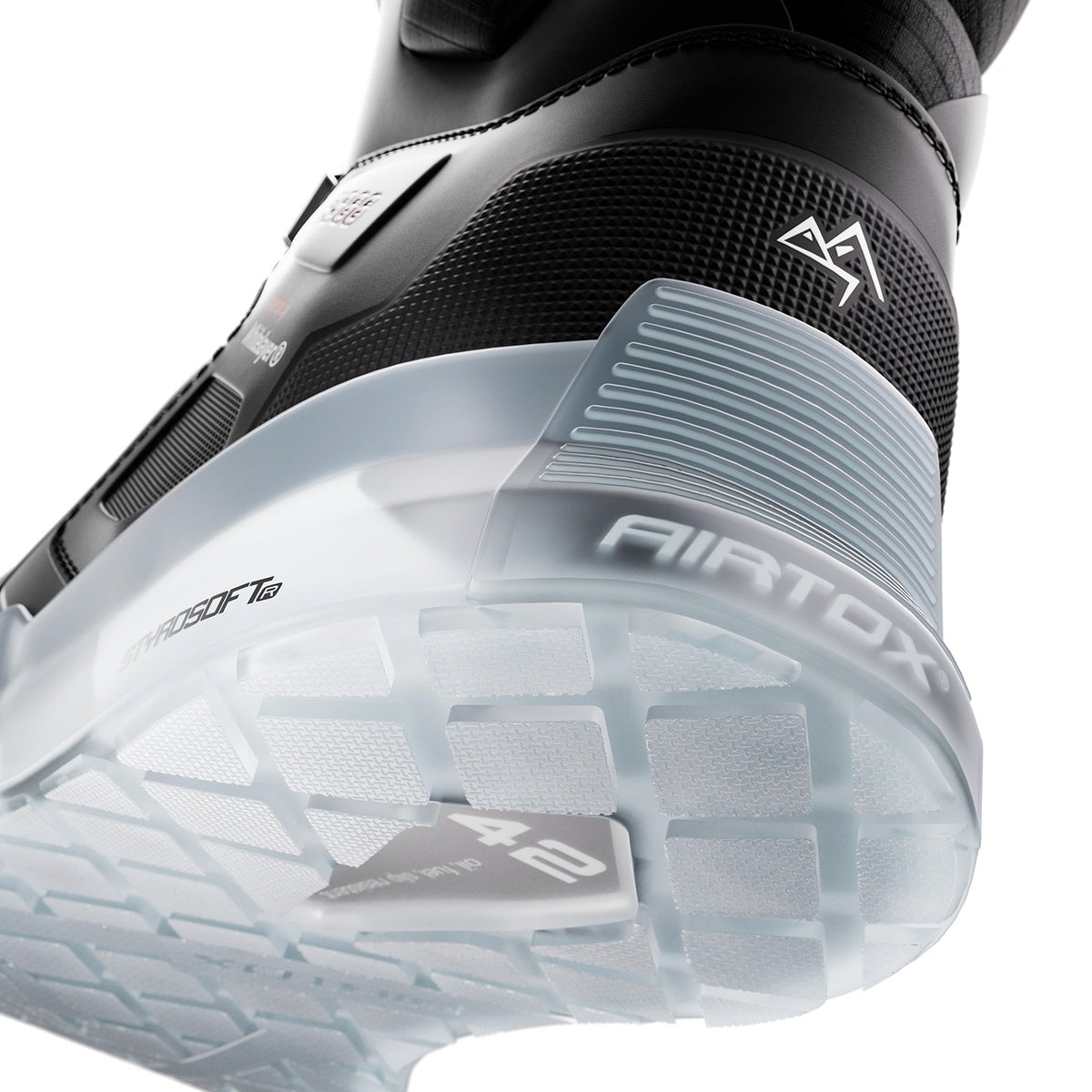 AIRTOX RS66 Fersenbereich mit transparenter Sohlenkonstruktion