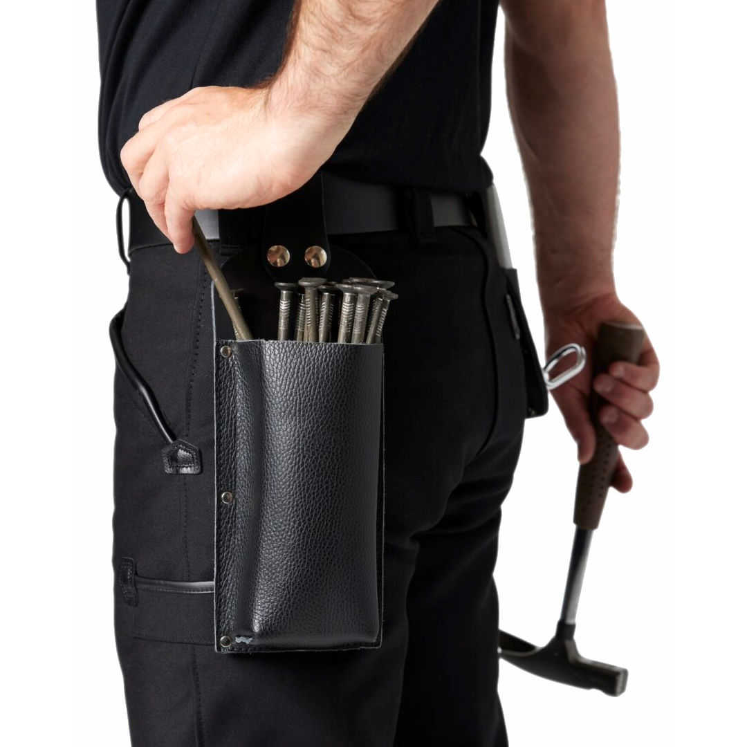 FHB Sepp Langnageltasche – am Zunftgürtel im Einsatz (Sparrennägel)