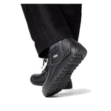 FHB Wilfried 83962 Dachdeckerschuhe schwarz – getragen mit sichtbarer Laufsohle